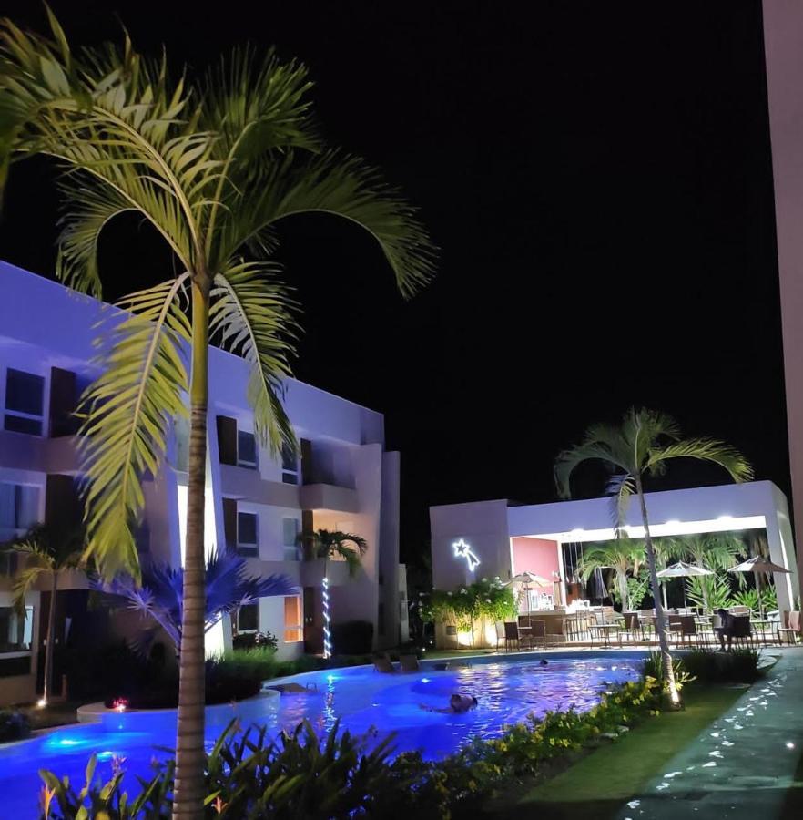 Guarajuba Porto Smeralda Village C02, Terreo - Guarajuba Temporada, Viva Mais De Uma Experiencia De Hospedagem Conosco! 130M Da Praia ภายนอก รูปภาพ
